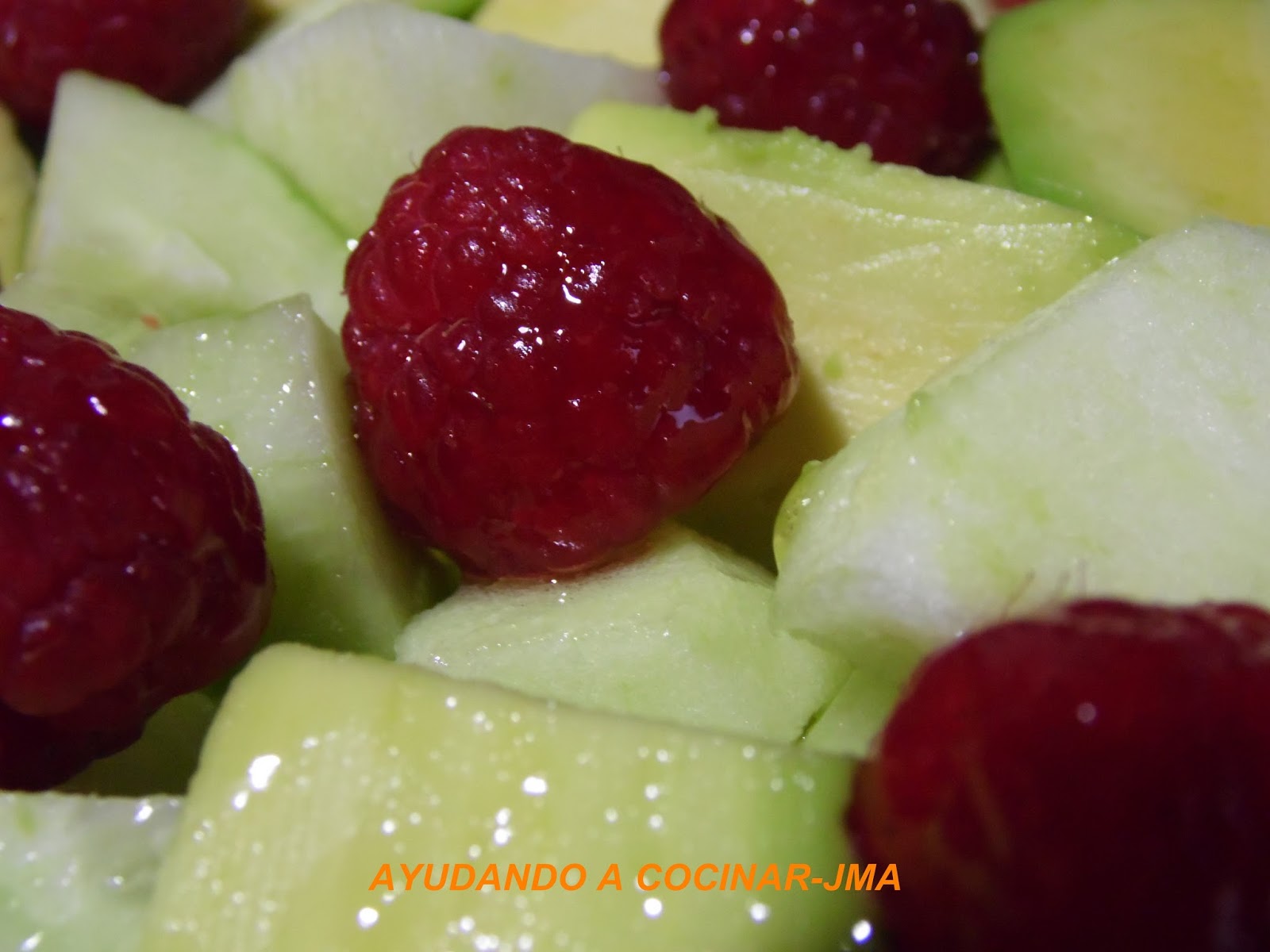 Ensalada De Aguacate Y Frambuesas.
