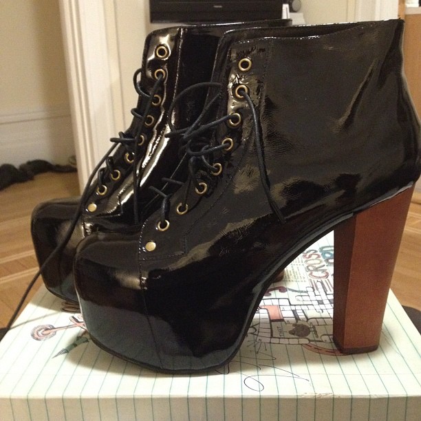jeffrey campbell lita black