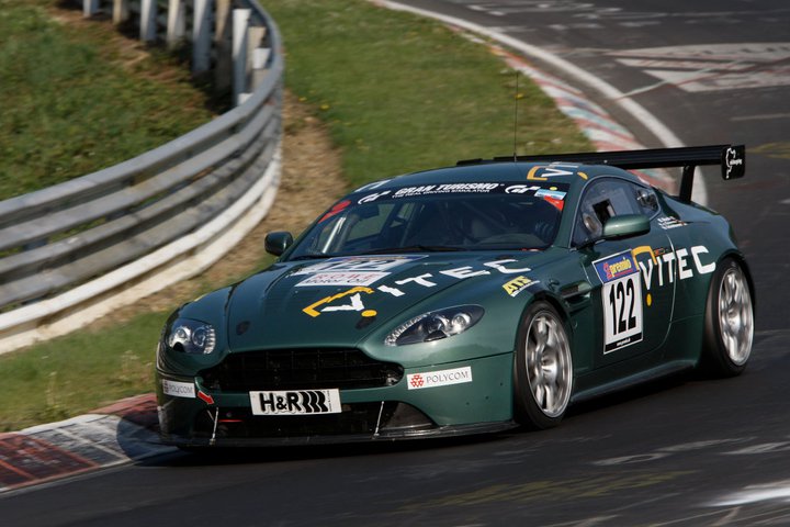Video Porsche 918 Spyder Sets A Nurburgring Record