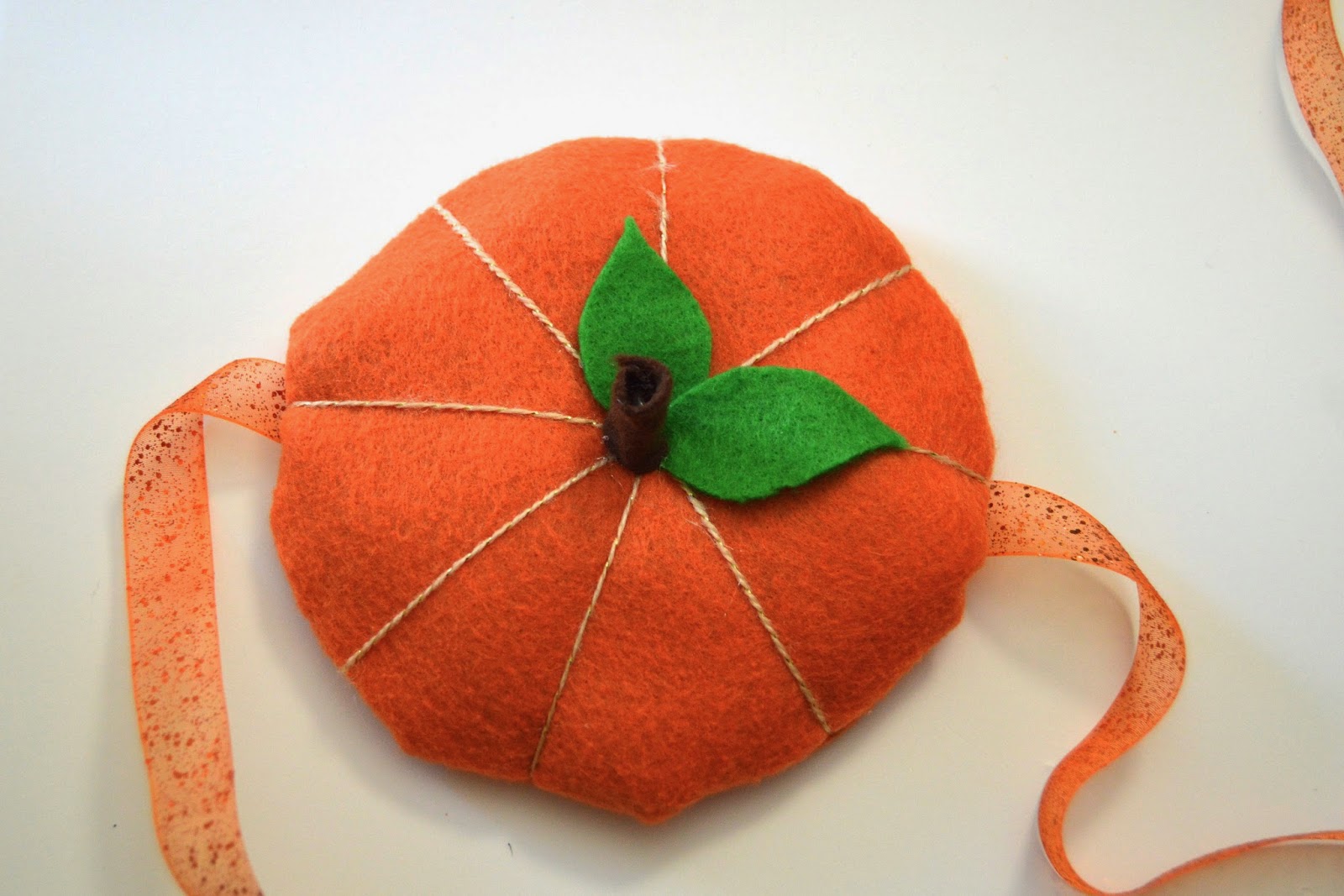 Dwntwn DIY Pumpkin Hat