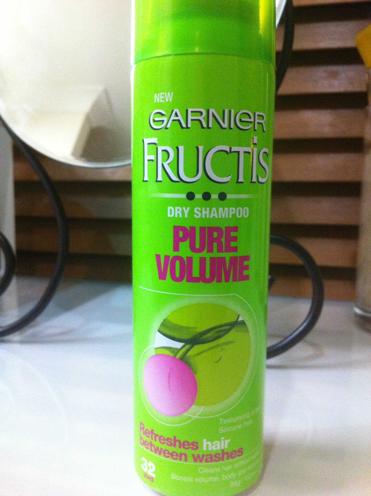 Garnier Fructis Pure Volume Dry Shampoo Miss Monique D.