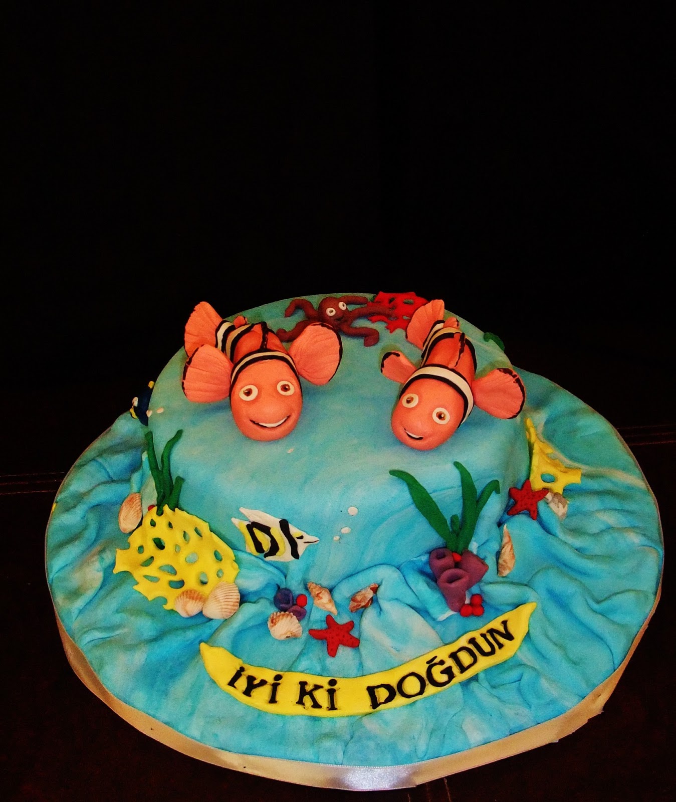 İpek Butik Pasta ,Çikolata ve Kurabiye kayıp balık nemo pastası