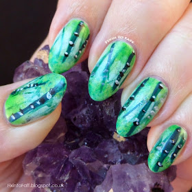 Nail Art based on the fight in the bamboo forest scene from House of Flying Daggers.