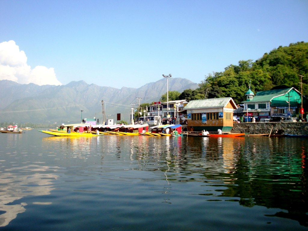 kashnir paradise on earth “we had a very memorable trip to kashmir in may, this summer - kashmir had always been on my wish list and we finally got a chance to visitmy excitement knew no bounds” expressed mohini mahajan joshi who visited kashmir along with her husband, anish joshi, a travel enthusiast like mohini. kashnir paradise on earth “we had a very memorable trip to kashmir in may, this summer - kashmir had always been on my wish list and we finally got a chance to visitmy excitement knew no bounds” expressed mohini mahajan joshi who visited kashmir along with her husband, anish joshi, a travel enthusiast like mohini.