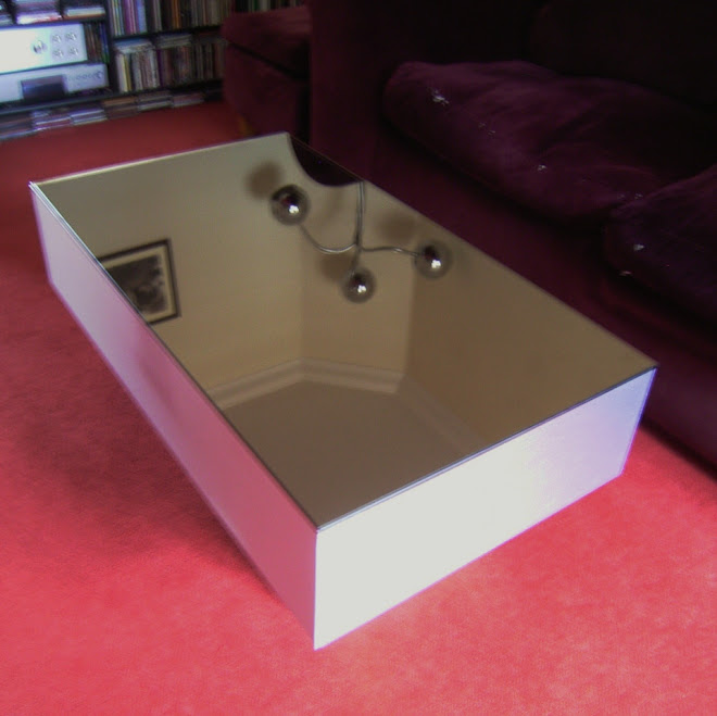 COFFEE TABLE- CIRCA 1970 - Design:W.RIZZO - Lenght:90cm - Height:40cm - Width:50cm - Price: £250.00