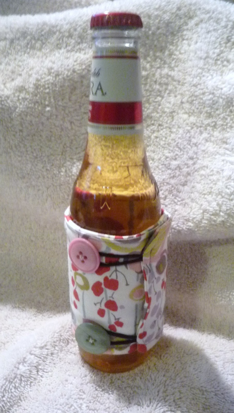 A Busy Mom's Blog DIY Beverage Koozie Tutorial