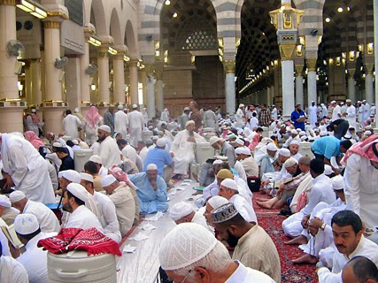 Gambar Puasa Ramadhan di Masjidil Haram Mekkah Terbaru 
