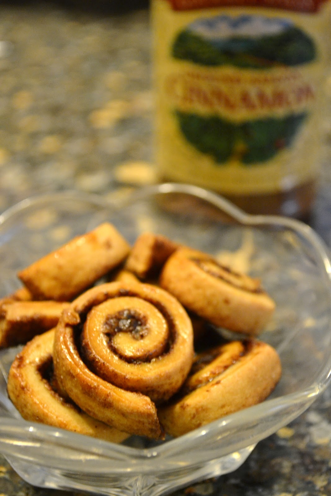 Bake! Cook! Eat!: Mini Cinnamon Roll Bites