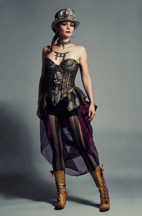 Rock Punk Style Women Steam Punk of Sensuality