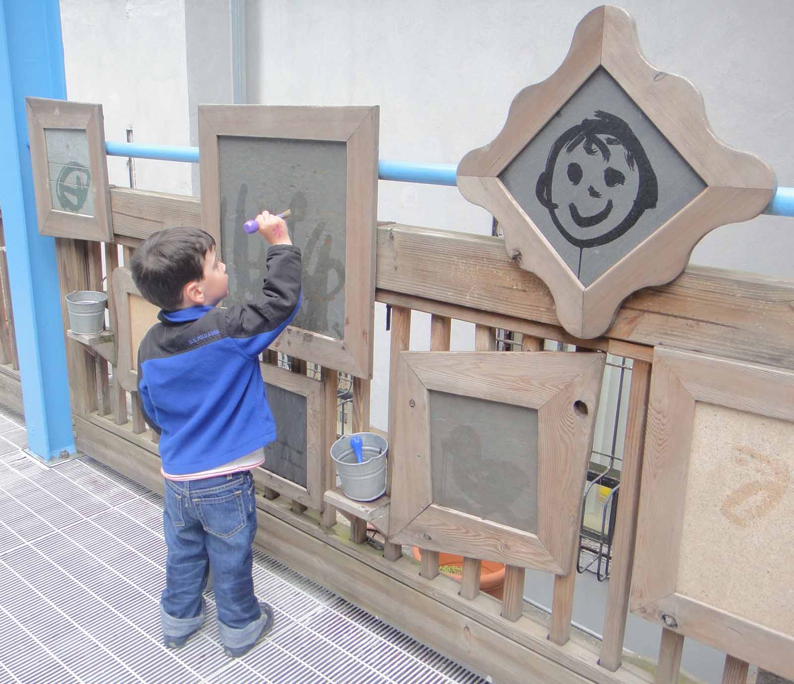 DoodleBuds Chalkboard Masterpieces