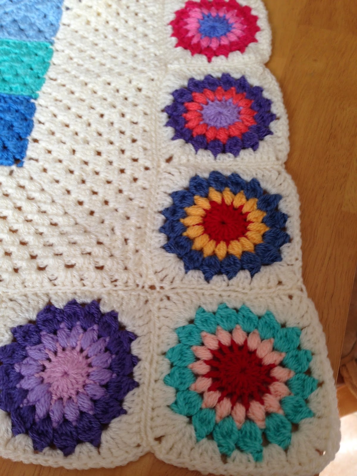 Da's Crochet Connection Granny Squares and Stripes 5