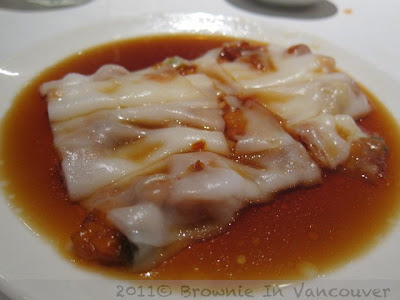 Steamed Rice Flour Roll with Barbecued Pork