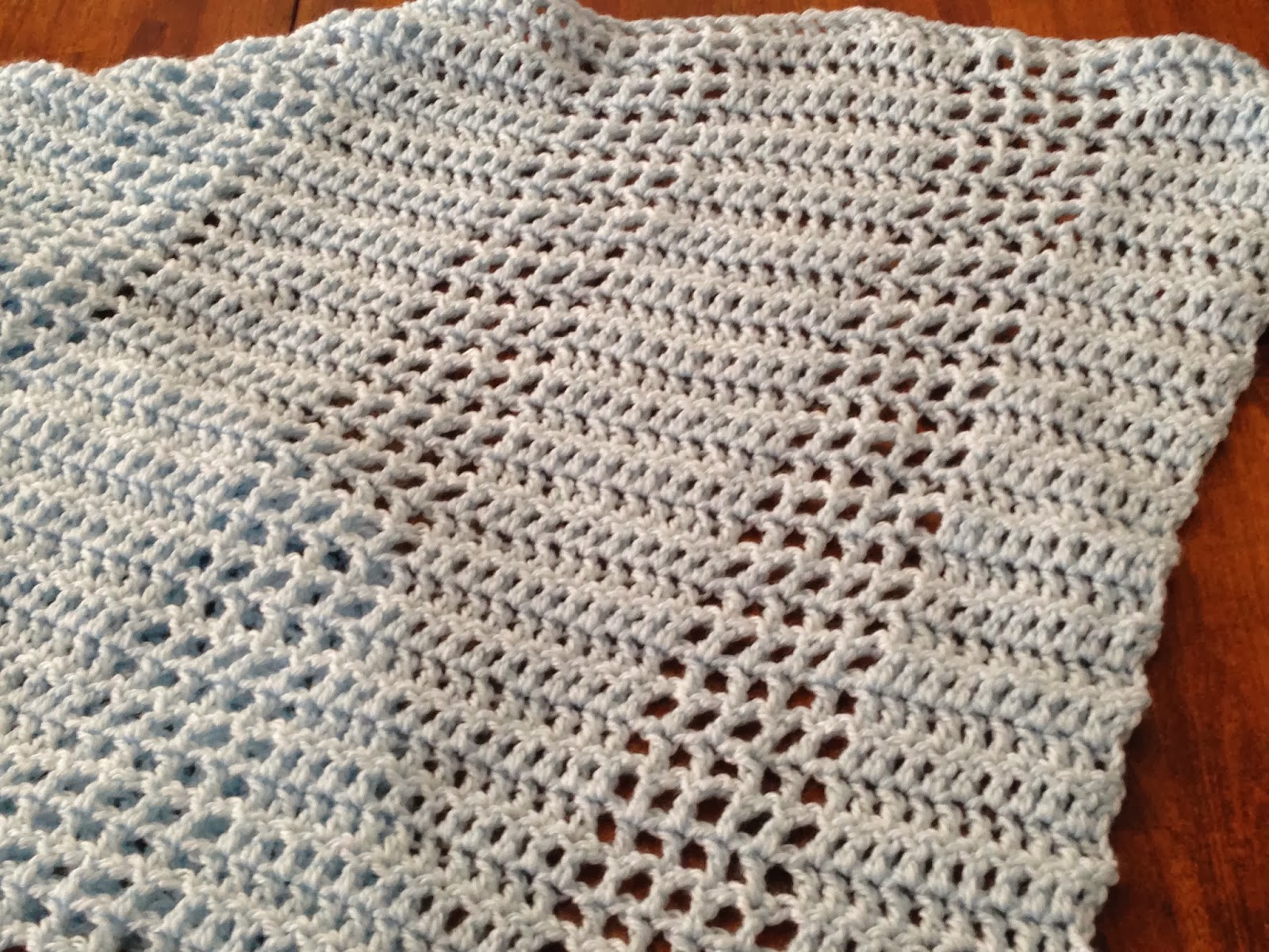 Crafty Elements: Free Pattern: Easy Striped Baby Blanket