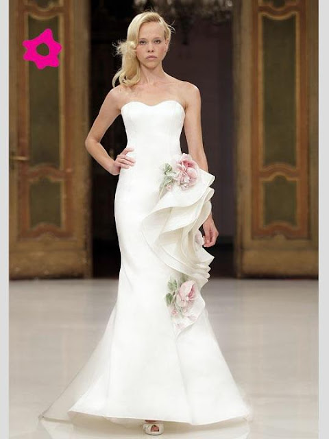 Extravagant wedding dress