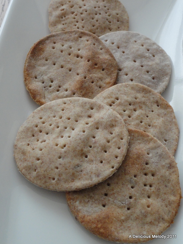 A Delicious Melody Whole Grain Crackers