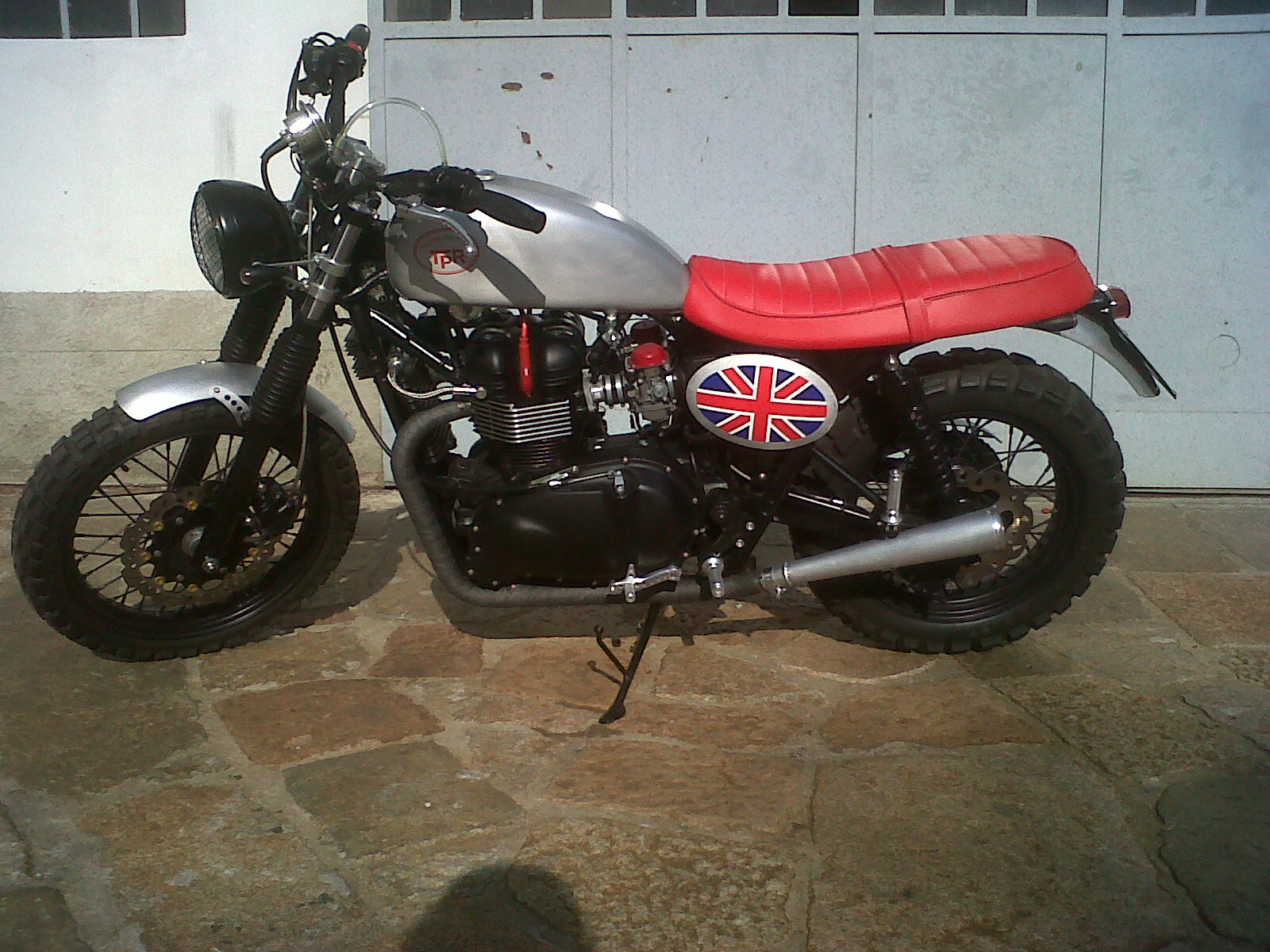 moto triumph scrambler