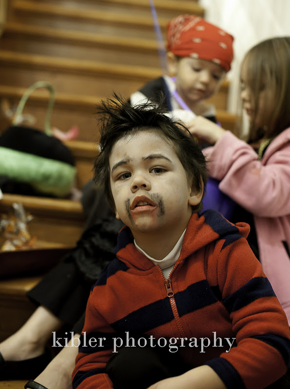 Halloween on the UVA Lawn!! ) KIBLER PHOTOGRAPHY