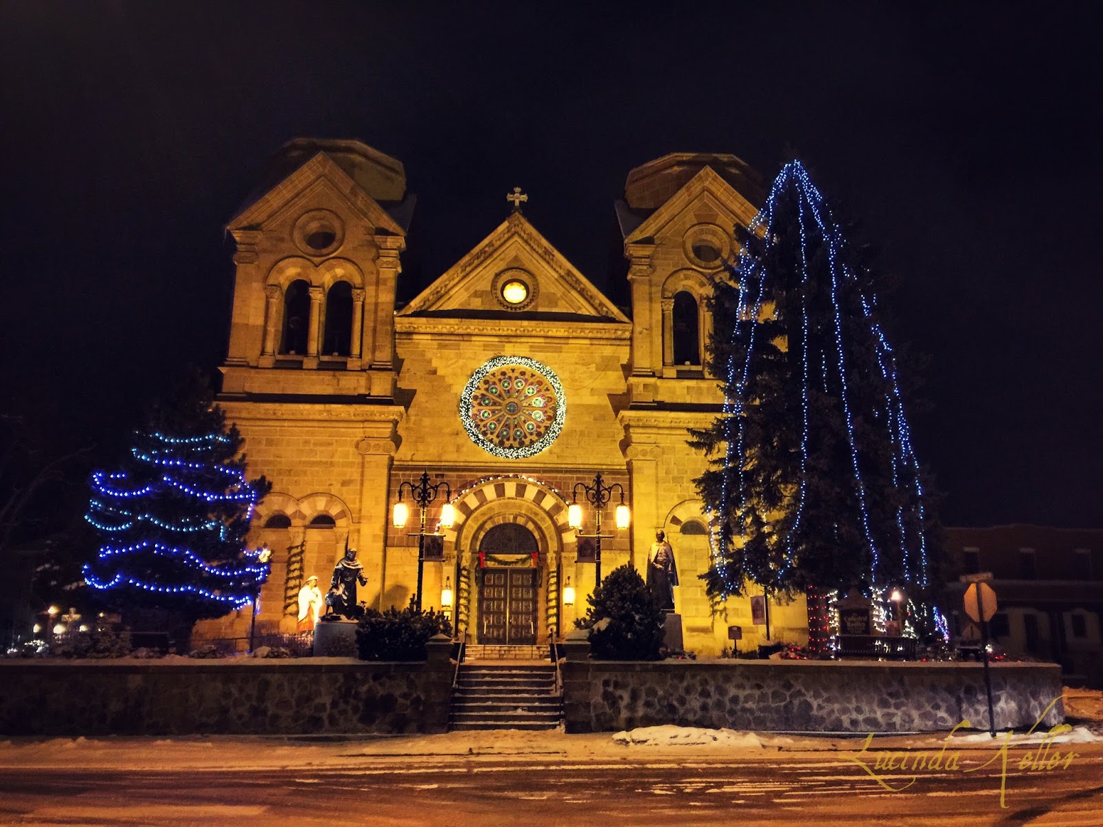 Cobalt Violet Merry Christmas! Twinkling Lights in Santa Fe and Las
