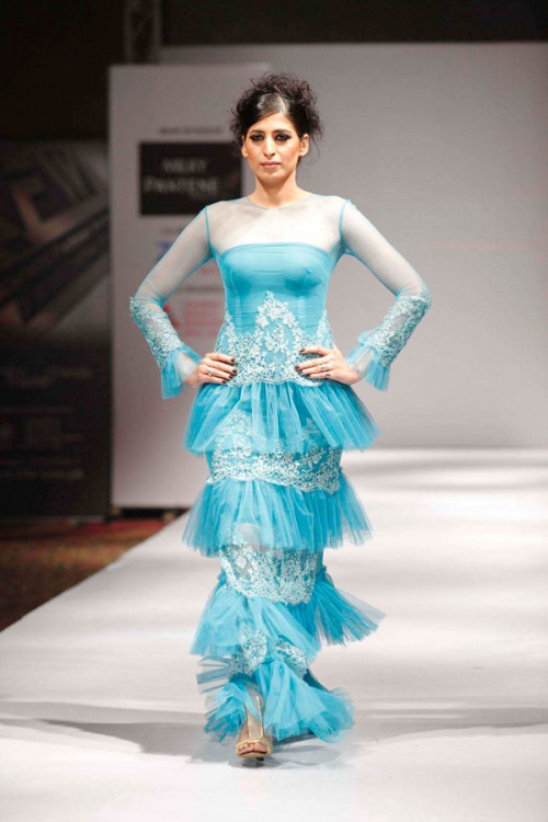 Karachi Fashion Week 2011 Wallpaper Collection Fashion Avenue