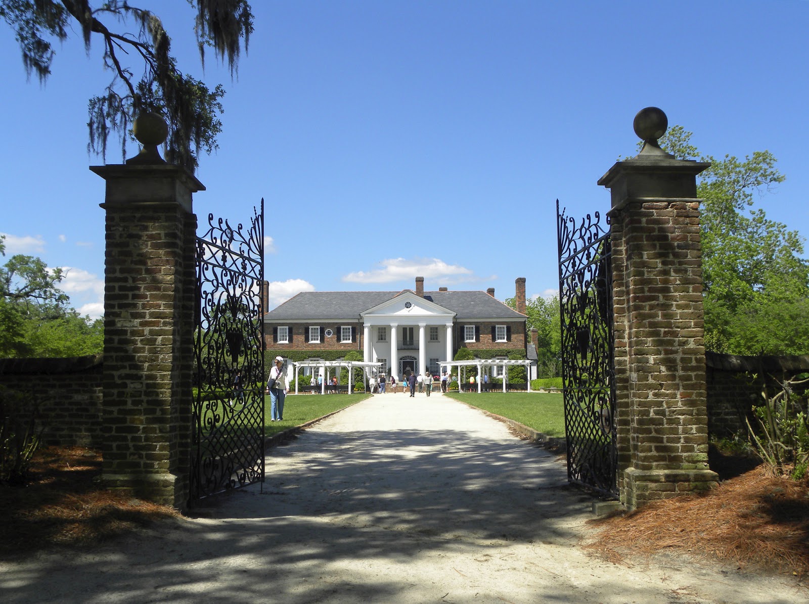 The World According to Barbara BOONE HALL PLANTATION