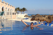 Ficamos uma semana no Hotel Riu Cancun all inclusive em abril de 2010. (dsc )