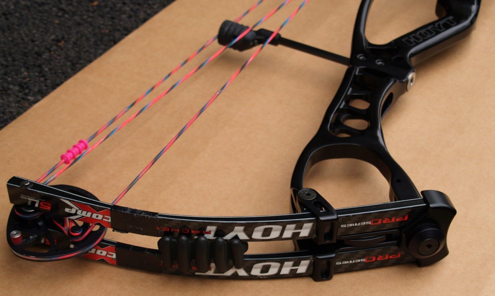 Archery Bukittinggi Hoyt AlphaElite RKT RH competition target compound