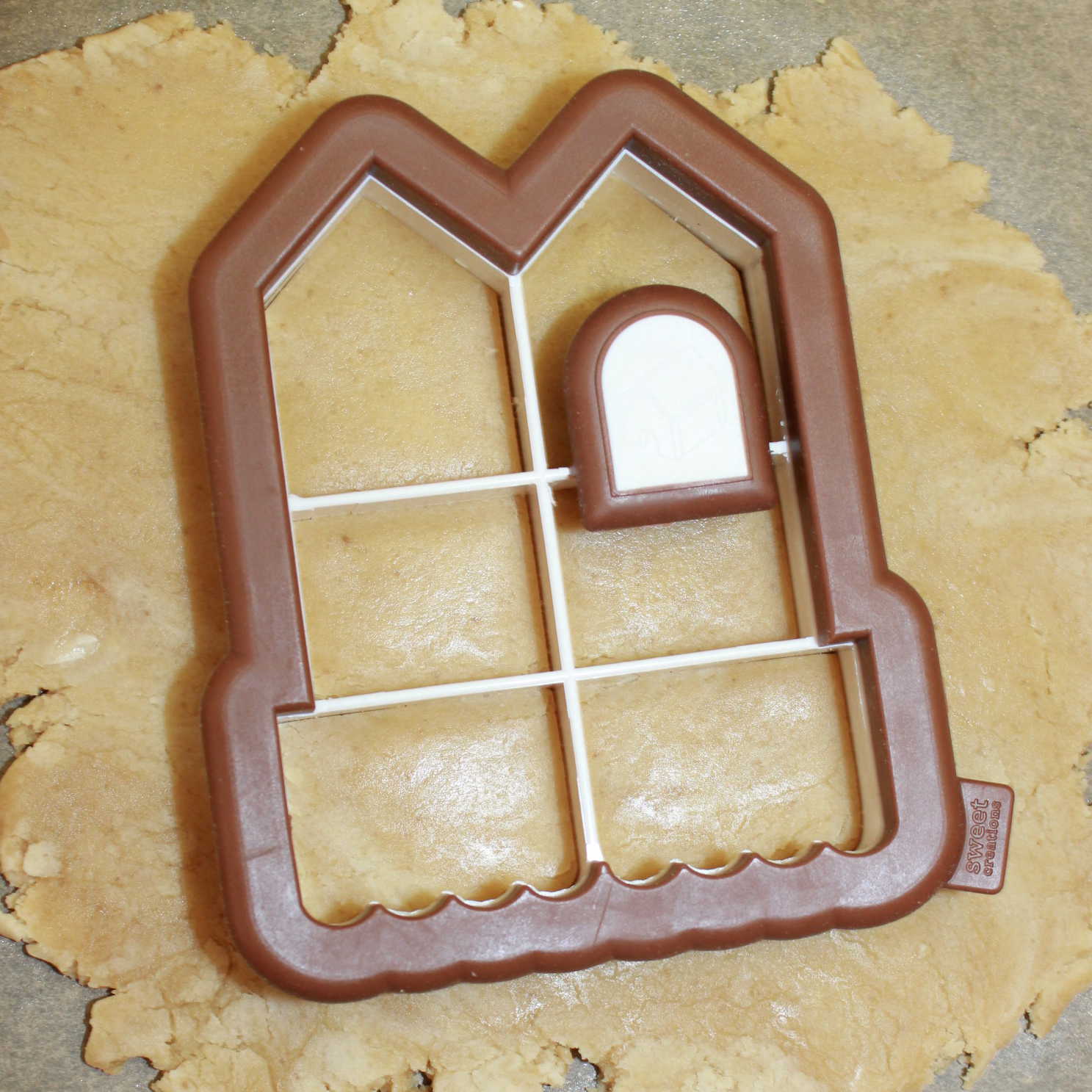 Amazing and Atopic 3D Gingerbread House Cookie Cutter by Good Cook