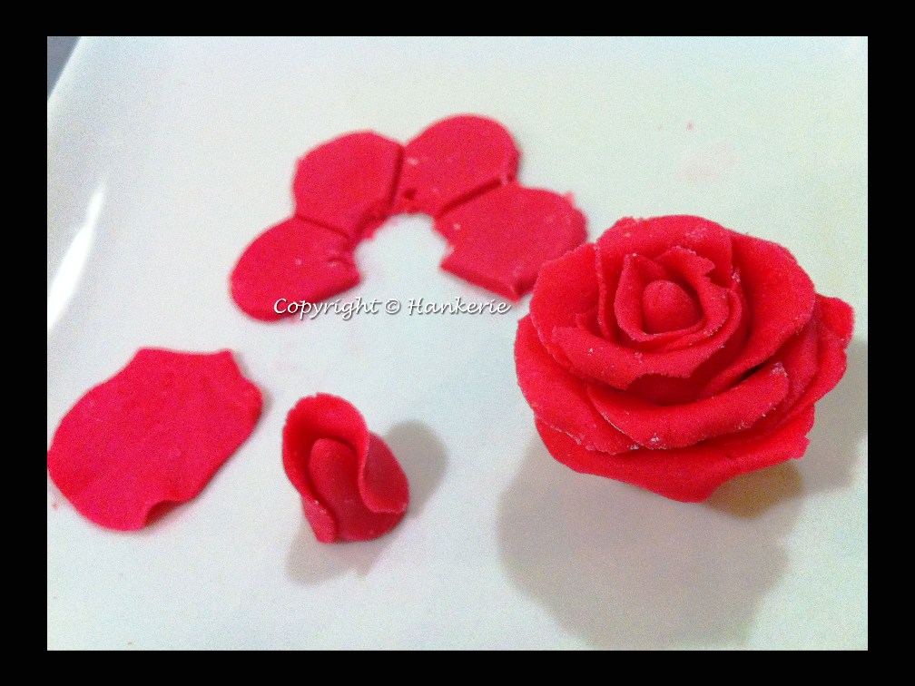 Edible Red Rose Cake Toppers Edible Red Rose Cake Toppers