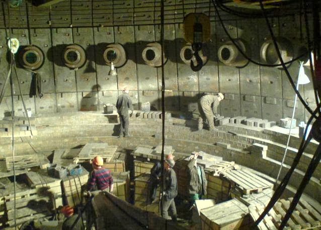 Фурмочка и бронзовый холодильник Фурмочка и бронзовый холодильник