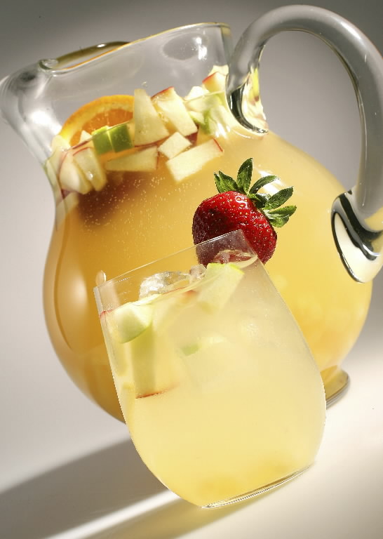 Tito Jordi Recipes Sangría de cava (Champagne Sangria)