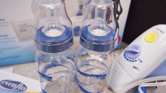 Juaimurah Evenflo Comfort Select Dual Breast Pump Kit