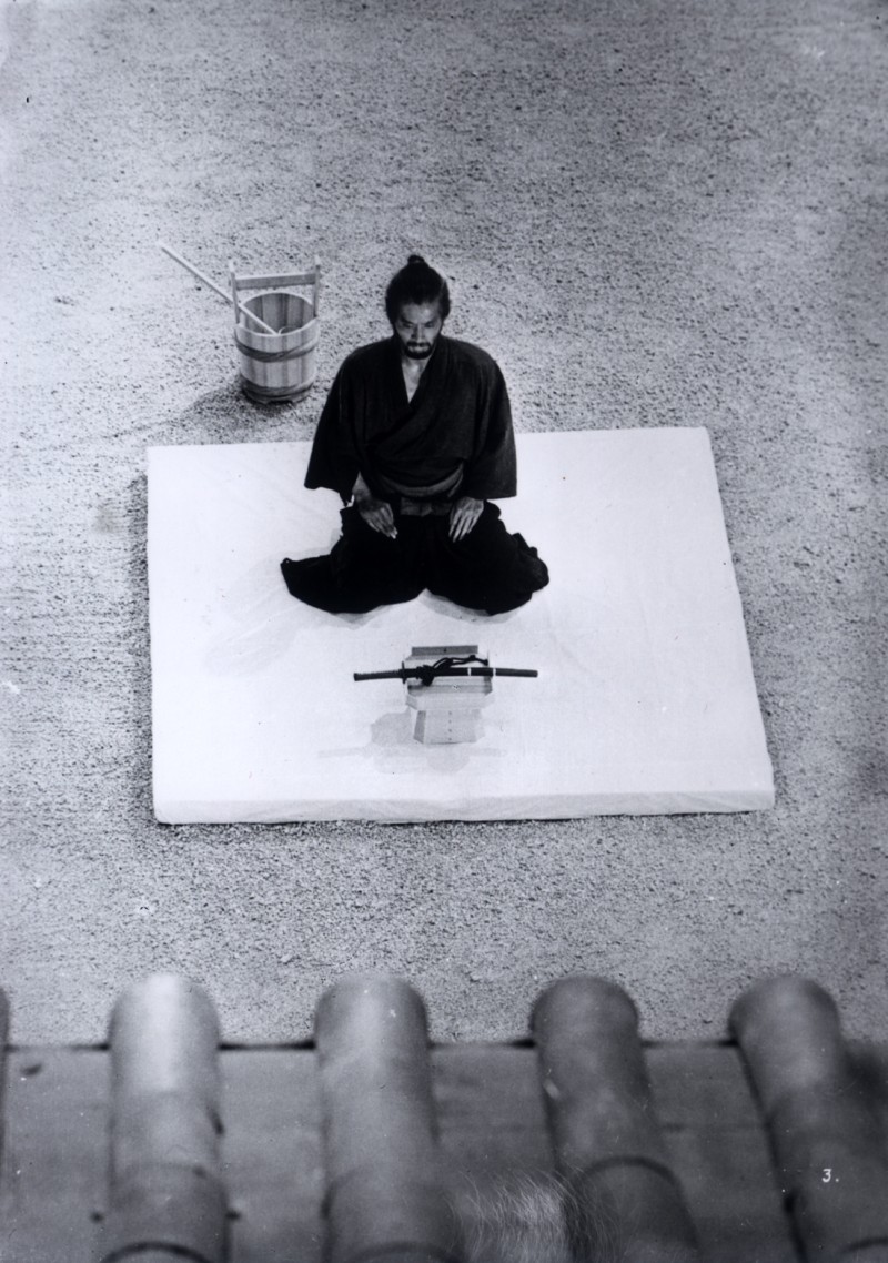 Samurai+killing+himself