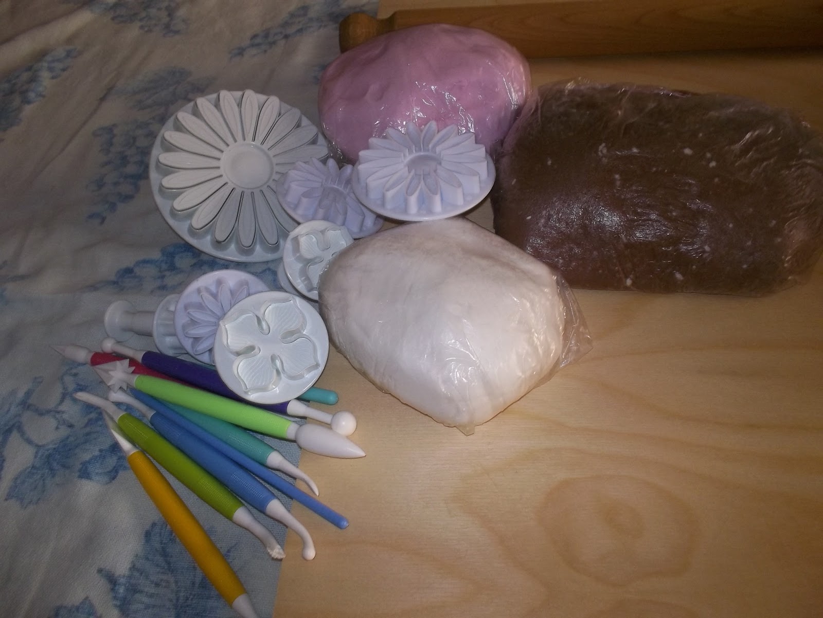 relax di imma: TORTA DECORATA CON PASTA DI ZUCCHERO