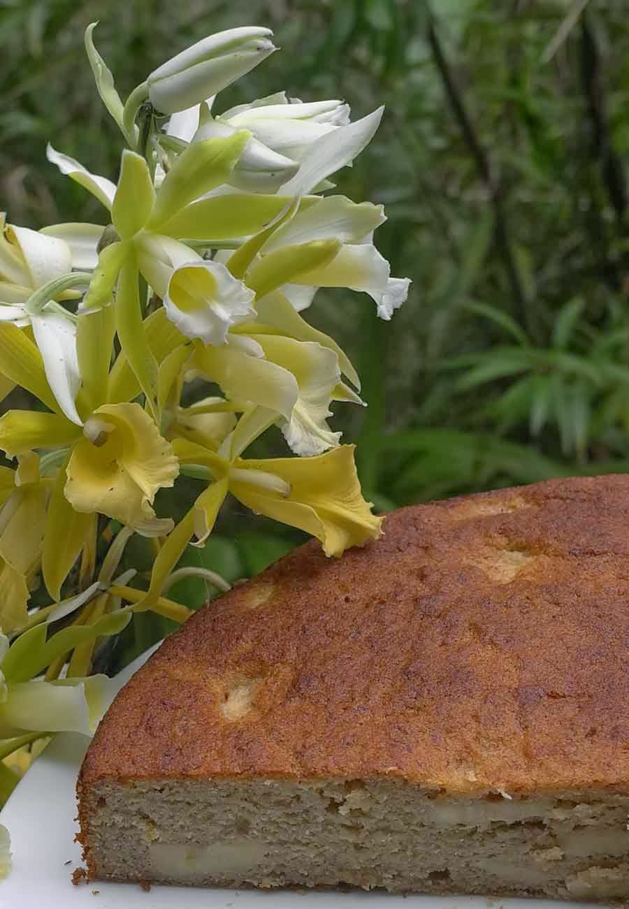 edible culture Banana cake