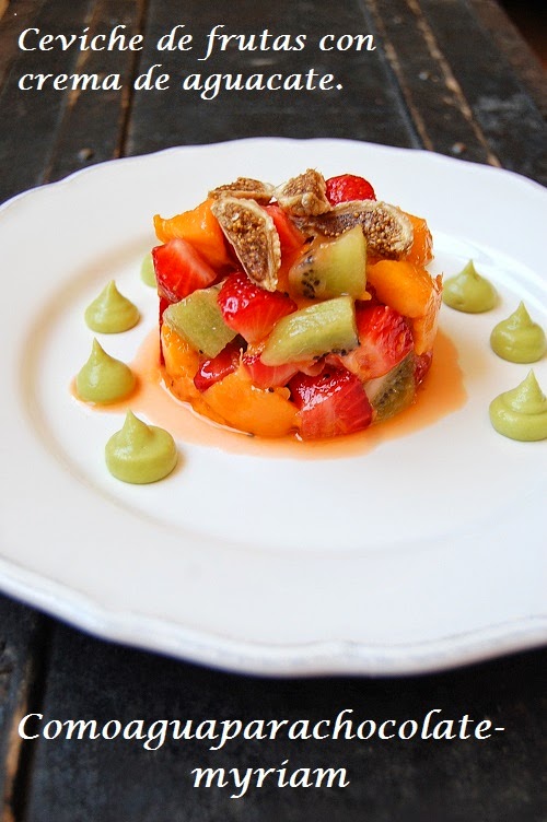 Ceviche De Frutas Con Crema De Aguacate.
