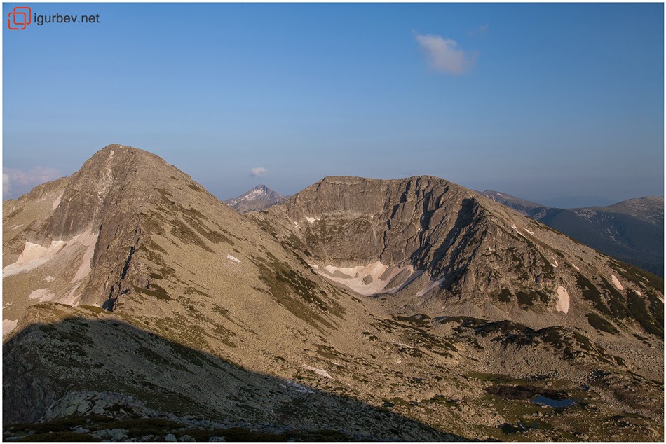 По пътя: Василашки чукар - Бъндеришки чукар - Дончови караули - Муратов ...