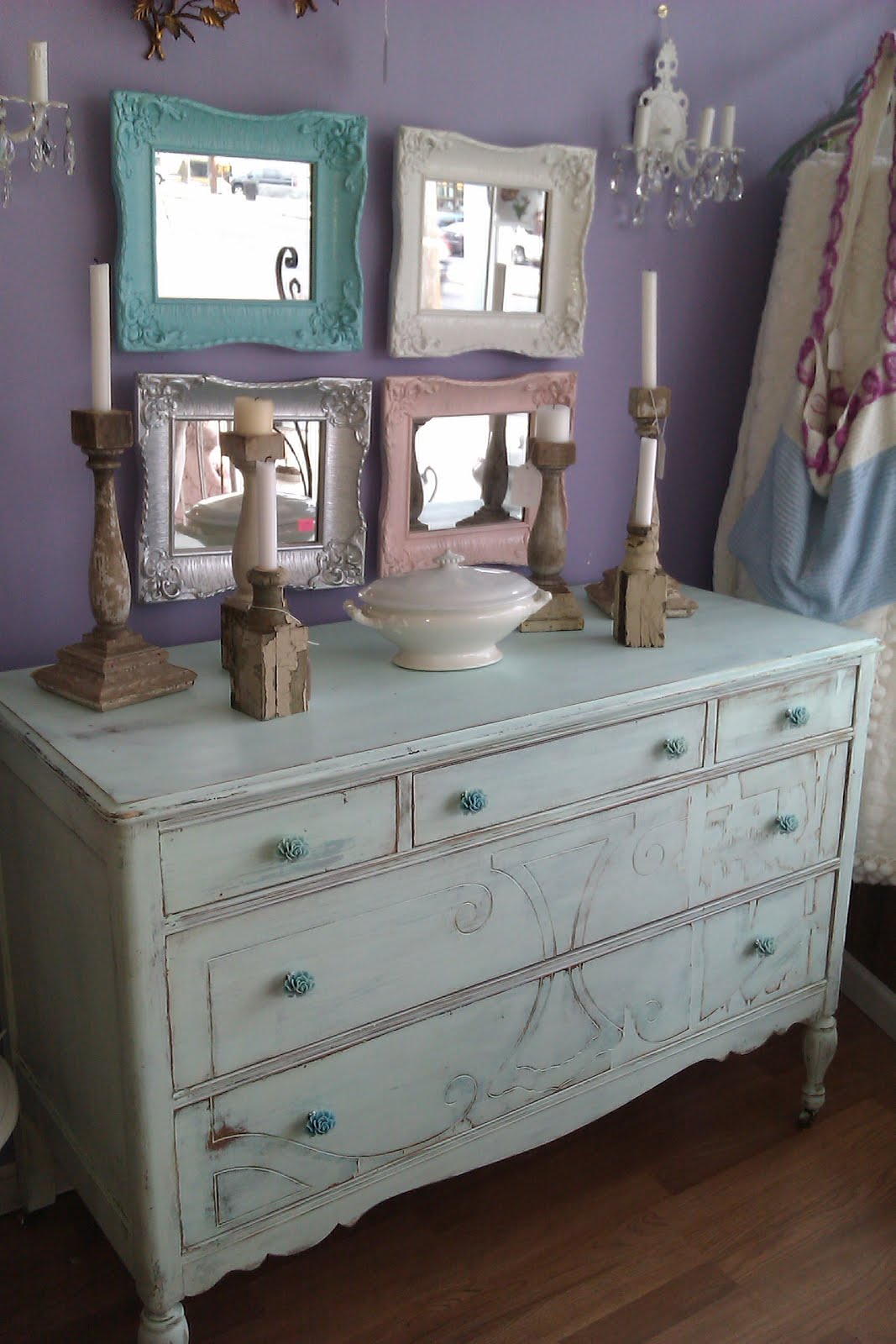 Vintage Chic Furniture Schenectady NY