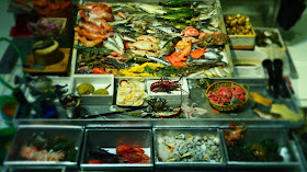 A miniature Hong Kong seafood stall.