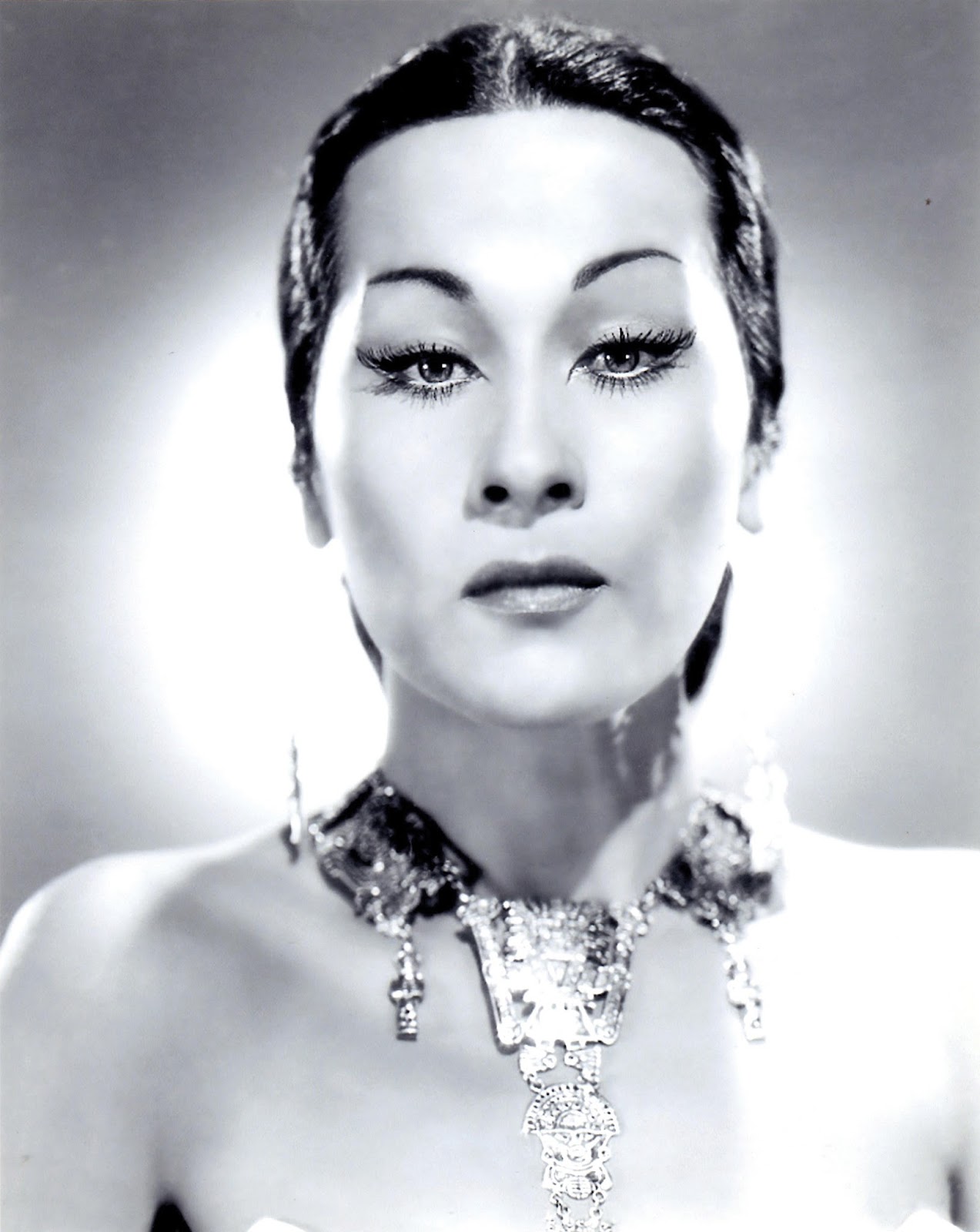 El Mirador Nocturno Yma Súmac