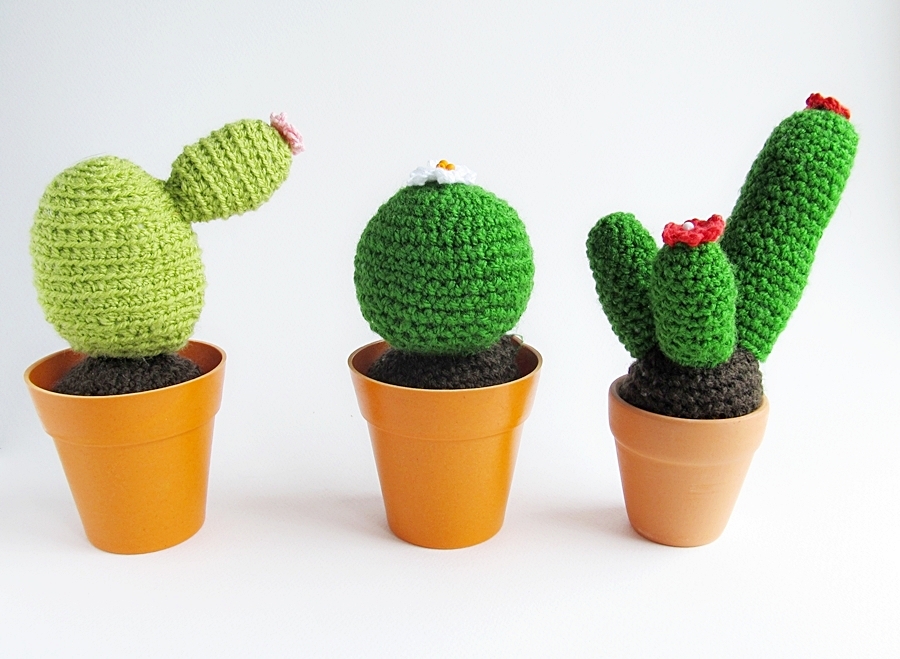 {Crochet Cacti Pattern} - Little Things Blogged