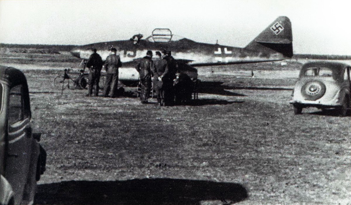 NAZI JERMAN Foto ErgänzungsJagdgeschwader 2 (EJG 2)