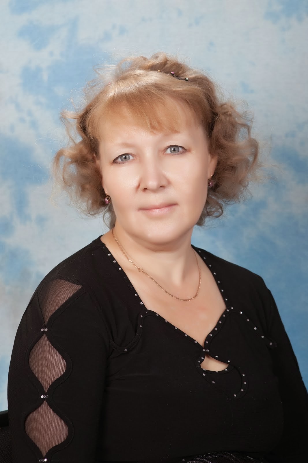 Таушканова Ирина Геннадьевна, воспитатель 2-й младшей группы  Образование средне-специальное ЧПК №2