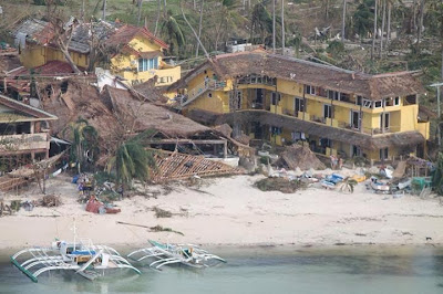 Typhoon Haiyan damage on Malapascua, Philippines