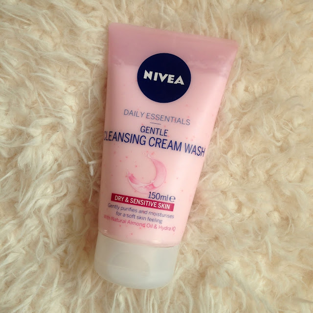 Nivea Daily Essentials Gentle Cleansing Cream Wash - Inthefrow