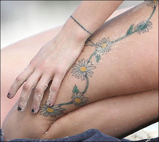 Daisy Flower Tattoo on Thigh