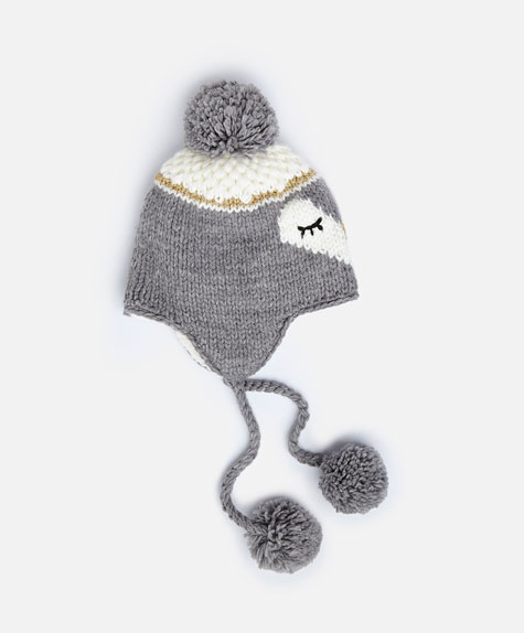 Gorrito de pingüino http//www.oysho.com/es/complementos/bufandas,y,gorros/gorro,ping%C3%BCino,c1196656p6097693.html