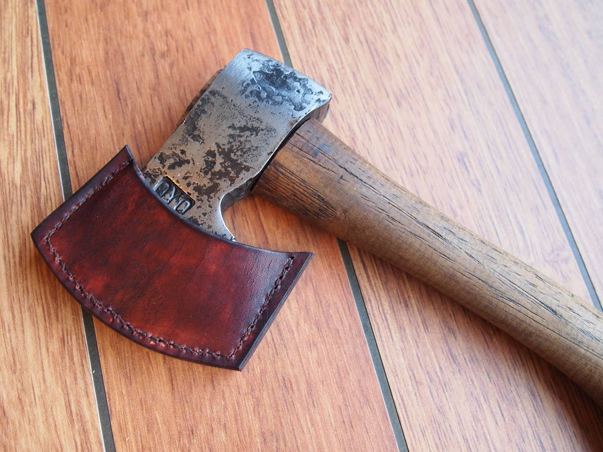 The wandering axeman Axe Sheath Tutorial