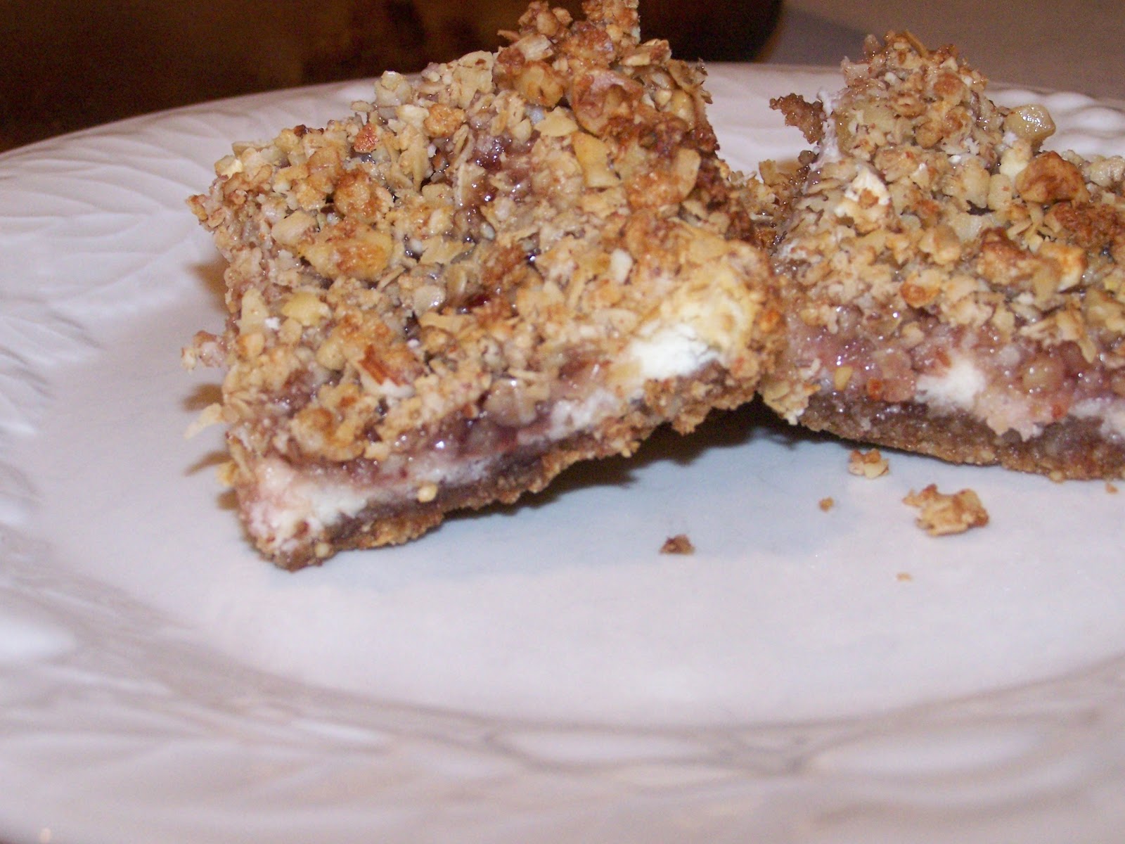 Skinny Gluten Free Strawberry Cheesecake Streusel Bars, low glycemic! Skinny GF Chef healthy