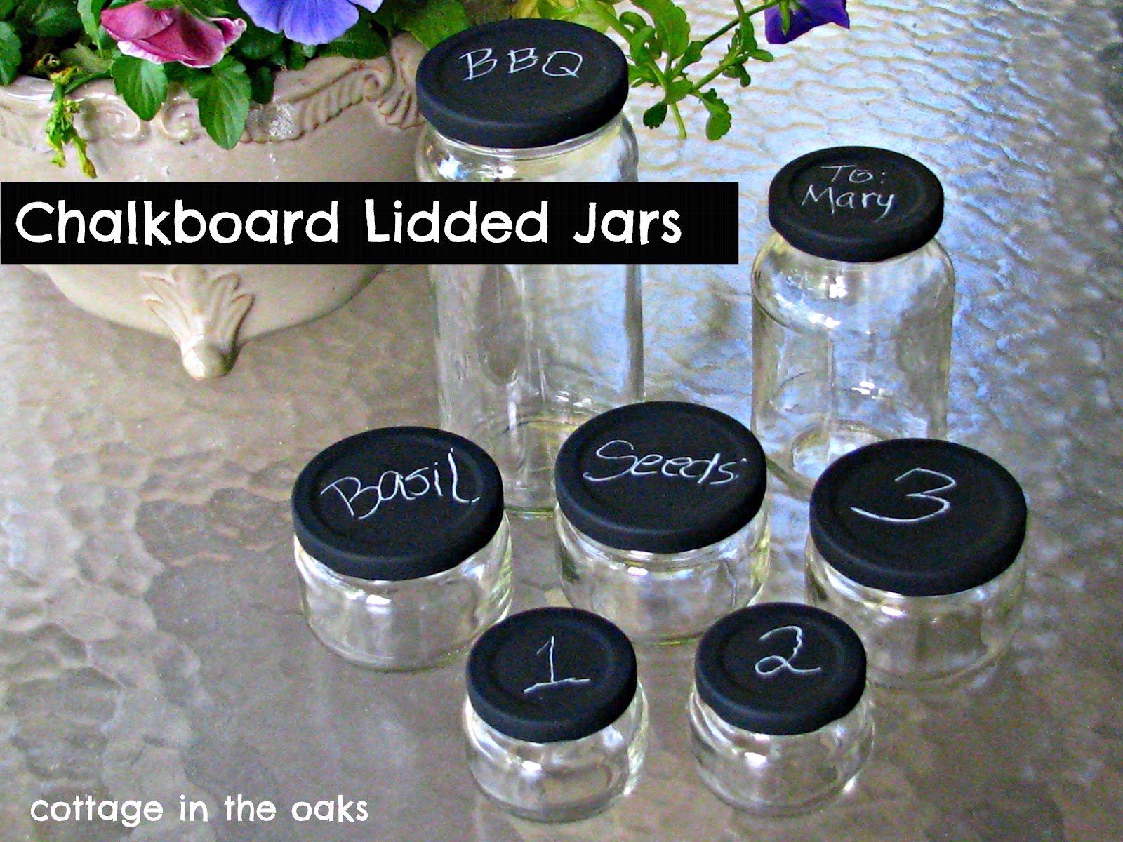 Chalkboard paint on jar lids brilliant! Jar lids, Diy chalkboard, Jar