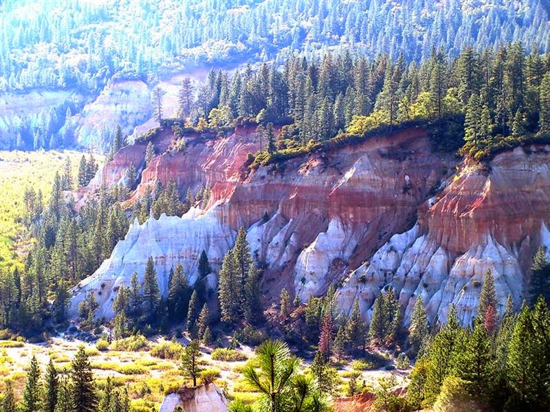 Malakoff Diggins Hydraulic Gold Mine Nevada City CA ARMCHAIR HIKER SAN DIEGO